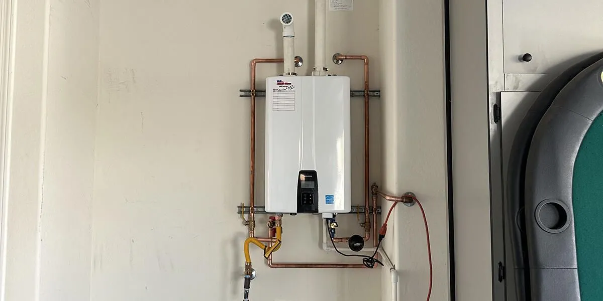 How to Remove the Sulfur Smell From a Hot Water Heater