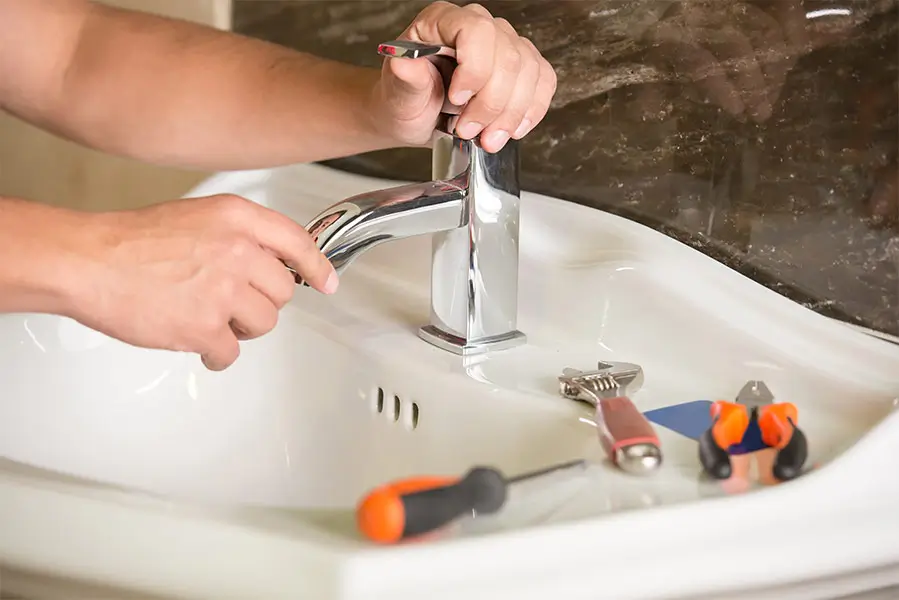 Leaking Faucet Quick Emergency Repair Guide